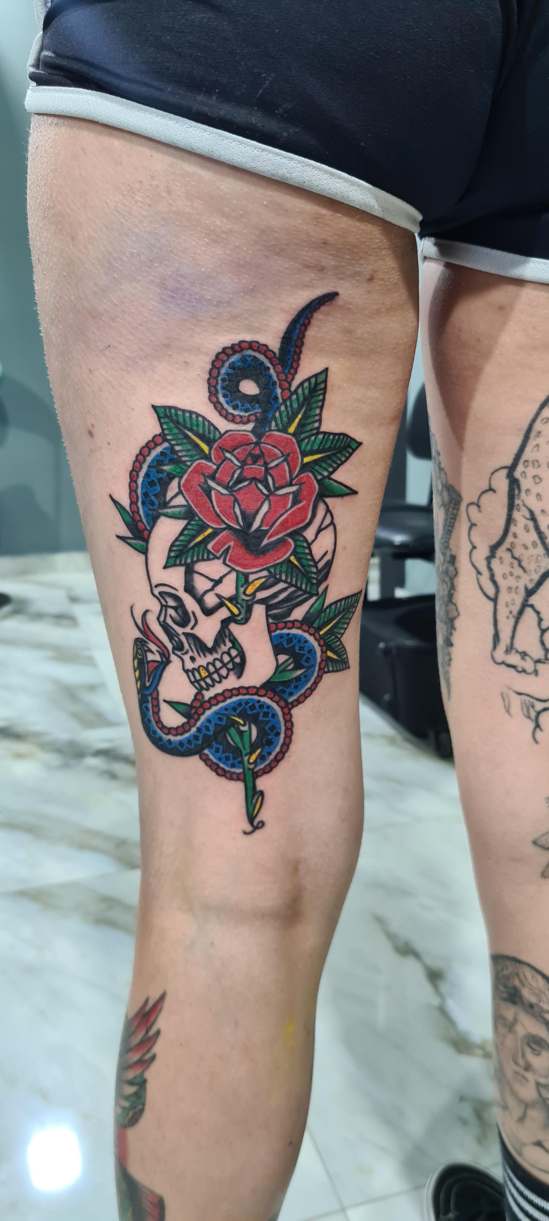 Tatuagem old school colorida